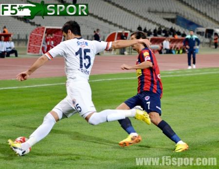 İstanbul Büyükşehir Belediyespor 2-3 Mersin İdmanyurdu Maç Resimleri 2013-2014