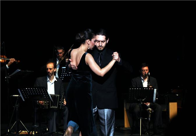 Ünlü tango orkestrası Eskişehir'de konser verdi