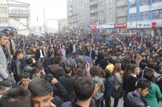 Hakkari'de YGS Öğrencileri İçin Eğlence Programı