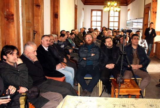 İlim Hikmet Sofrası'nın Bu Haftaki Konuğu Nevzat Şensizoğlu Oldu