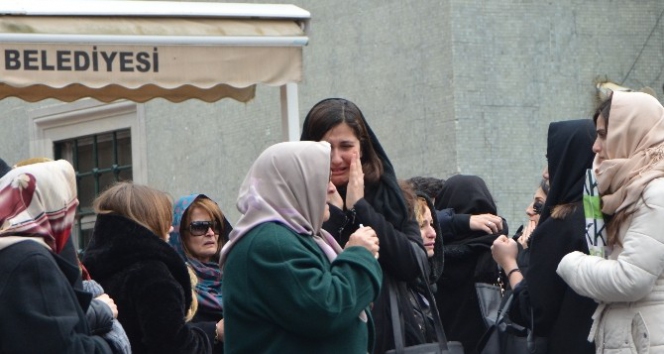 Şile'deki Kazada Ölen Üniversiteli Berkay Son Yolculuğuna Uğurlandı