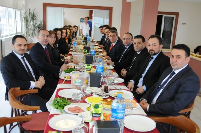 Murzioğlu “Herkes Elini Taşın Altına Koymalı”