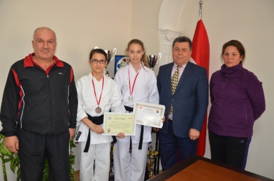 Aydın'dan Anadolu Yıldızlar Ligi Karate Branşında İki Derece