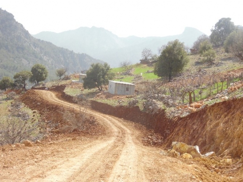 Aladağ'da Yol Çalışması