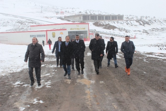 Konya Heyeti Yıldız Dağı Kış Sporları Merkezi'nde İncelemede Bulundu