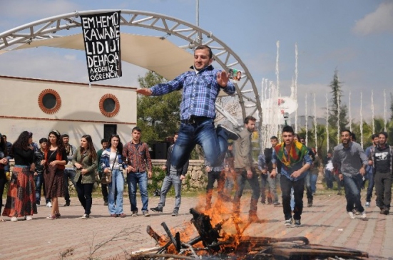 Akdeniz Üniversitesi'nde Nevruz Kutlamaları