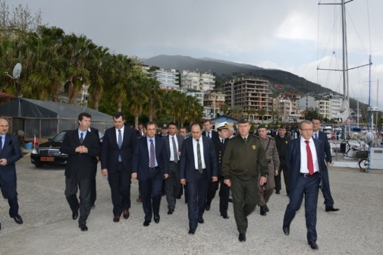 Vali Türker Finike İlçesini Ziyaret Etti