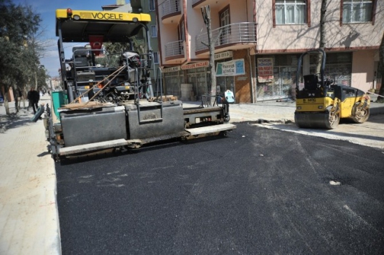 Orhangazi'de Asfalt Çalışmaları Aralıksız Devam Ediyor