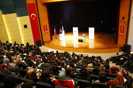 ‘Türk Modernleşmesi' İsimli Konferans Saü'de Gerçekleştirildi