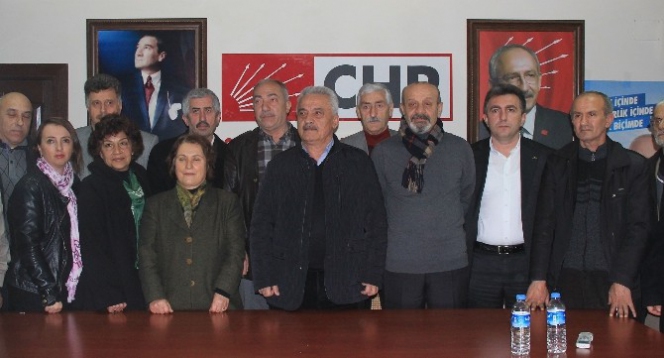 CHP'de Toplu İstifa