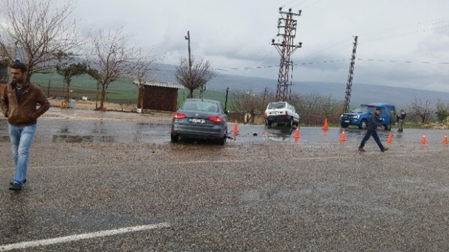 Gaziantep'te Trafik Kazası 3 Yaralı