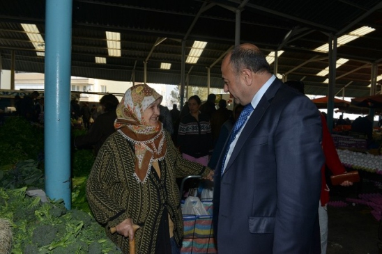 Başkan Arslan Egekent Pazaryeri'nde