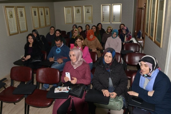 Ebru Ustası Sabri Mandıracı Hat Ve Ebru Sanatını Anlattı