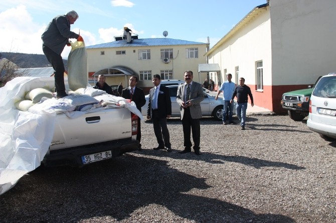 Tunceli'de Çiftçilere Sertifikalı Yem Bitkisi Tohumu Dağıtıldı