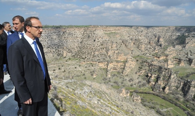 Ulubey Kanyonları Cam Teras Projesi Heyecanlandırıyor