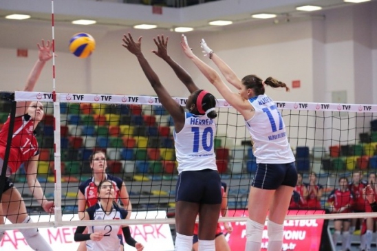 Türkiye Kadınlar Voleybol Ligi'ne Nilüfer Damgası