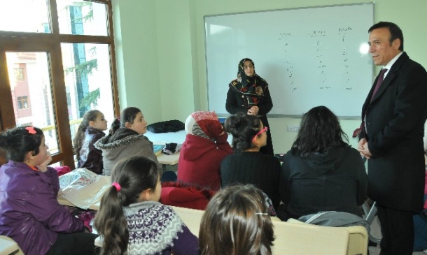 Genç “Şehrimizi Ahlaki İlmi Ve Stratejik Derinlikle Yükseltiyoruz”