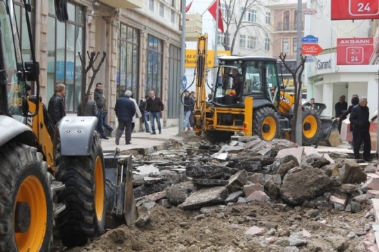 Giresun Belediyesi Cadde Ve Sokakları Yeniliyor