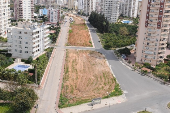 Yenişehir'de 9. Cadde Rekreasyon Alanı'nın Yapımına Başlandı