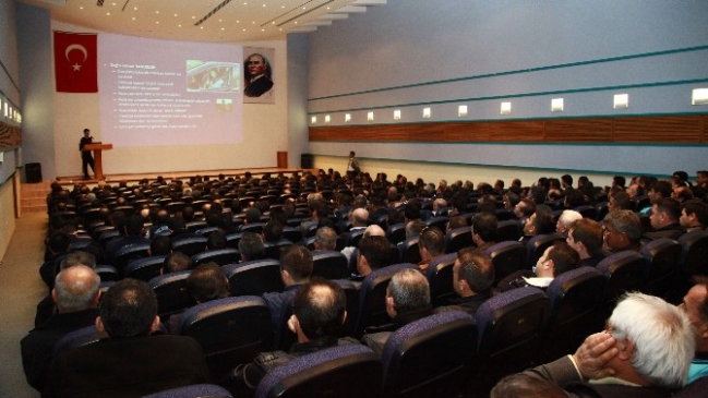 Denizli'de Şoförlere Trafik Eğitimi