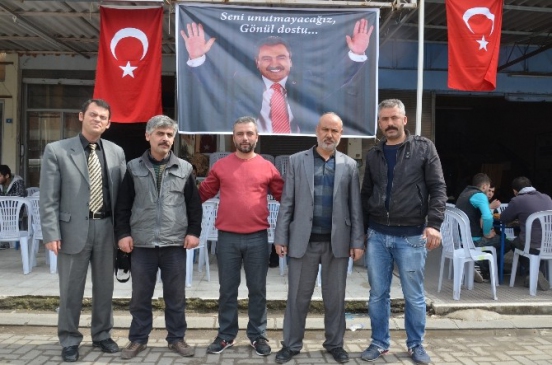 Akhisarlı Sanayi Esnafı Muhsin Yazıcıoğlu'nu Andı