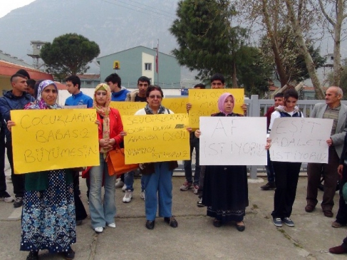 Mahkum Yakınlarından Cezaevi Önünde Eylem