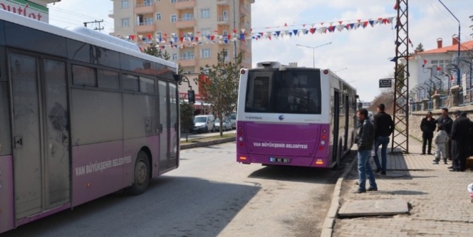 Erciş Toplu Taşımada Rahat