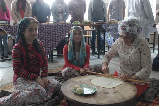 Dikbıyık Anadolu Lisesi'nde Yemek Yarışması