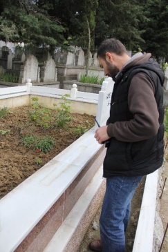 Mezar Taşlarını Çaldığı İddia Edilen Şahıs Serbest