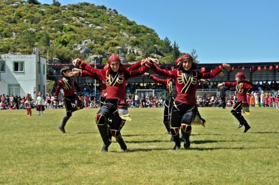 Demre'de 23 Nisan Coşkuyla Kutlandı