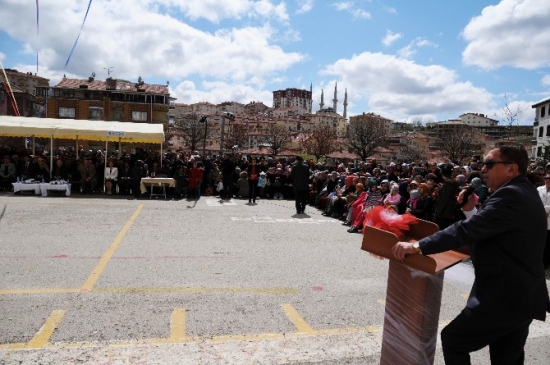 Pursaklar'da 23 Nisan Coşkusu