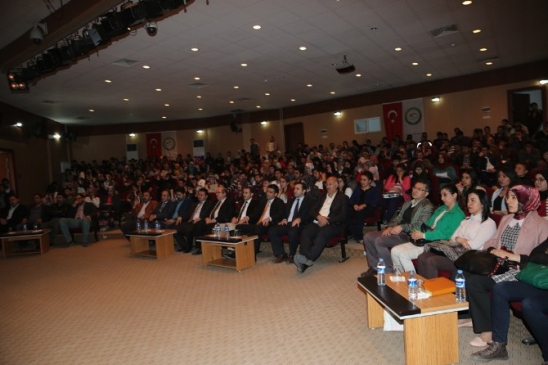 Iğdır'da “Çevresel Etkenlerin Endokrin Sistemi Sağlığı Üzerine Etkileri” Konferansı