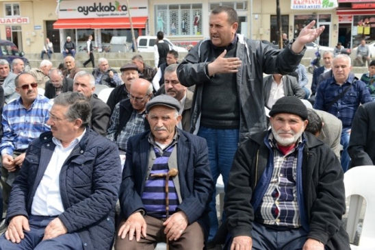 Demirci'deki İmar Planı Değişikliğine Halk Tepkisi