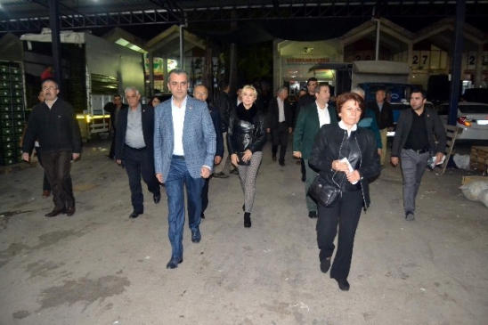 CHP Adayları Toptancı Hal Esnafını Ziyaret Etti