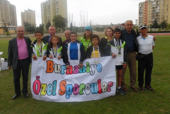 Burhaniye'de Özel Sporcular Rekor Kırdı