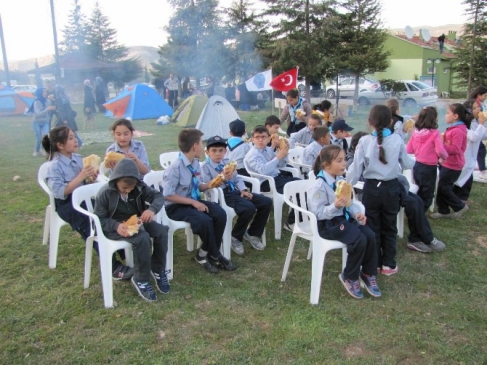 Yavrukurt İzci Ünitesi Öğrencileri Aileleriyle Piknikte Buluştu