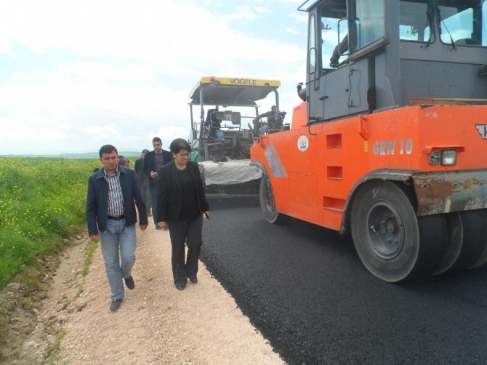 Kaymakam Çağlar Köy Yolu Yapımını Denetledi