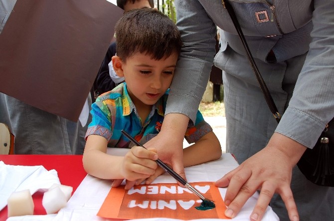 Gül Anaokulu'nda Boyama Şenliği