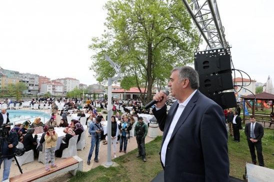 Başkan Toçoğlu AK Parti Karasu İlçe Kadın Kolları Teşkilatı İle Bir Araya Geldi