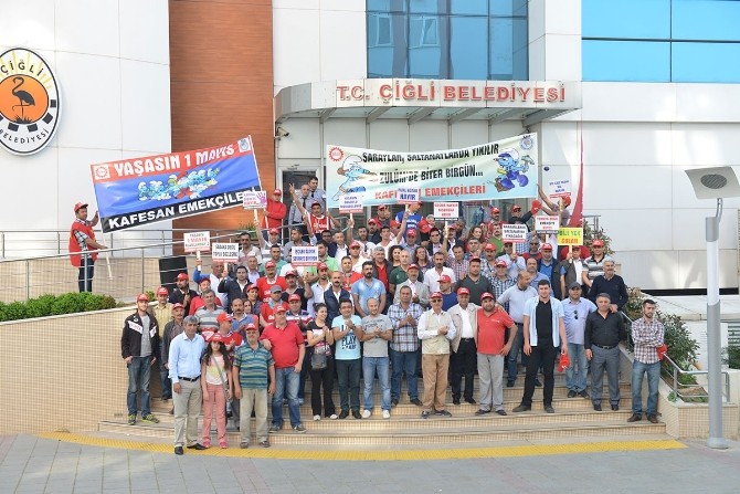 1 MAYıs Coşkusu Çiğli'yi Sardı