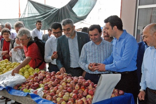 AK Parti Adayı Köse Demre'de Esnafın Sorunlarını Dinledi