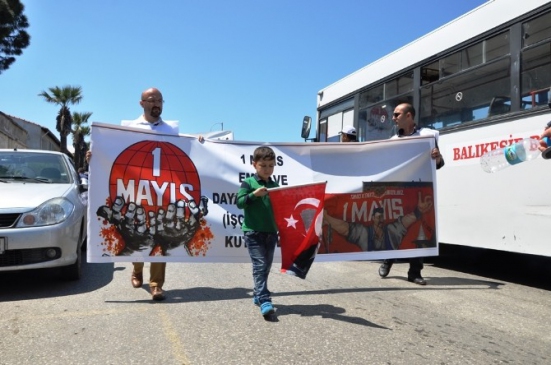 Ayvalık'ta İşçiler 1 MAYıs'ı Kutladı