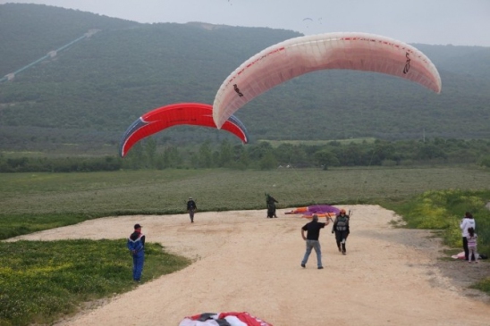 Hava Sporlarında Nilüfer Markası