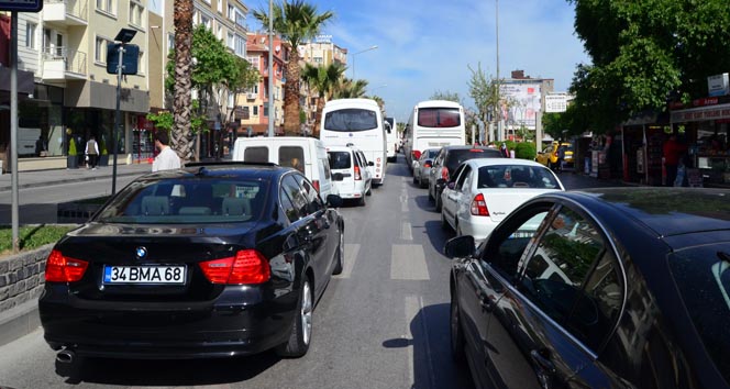 Çanakkale’de trafik yoğunluğu!