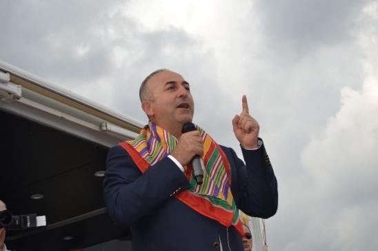 Dışişleri Bakanı Mevlüt Çavuşoğlu; “Bunlara İki Koyunu Teslim Etsen Birini Kaybeder Diğerini Kurda Yedirir”