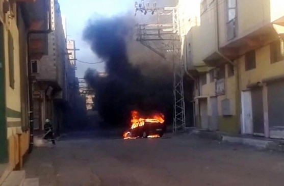 Gaziantep'te Seyir Halindeki Otomobil Alev Aldı