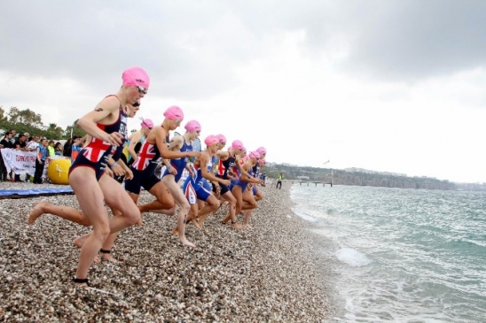 Antalya'da Triatlon Heyecanı