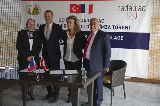 Uçhisar Ve Cadaujac Belediyelari Arasında Kardeş Şehir Protokolü İmzalandı