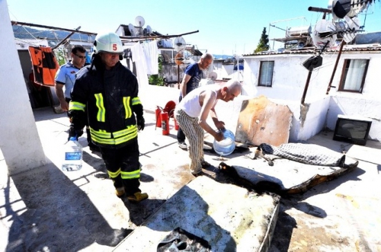 Bodrum'da Çıkan Yangın Paniğe Neden Oldu