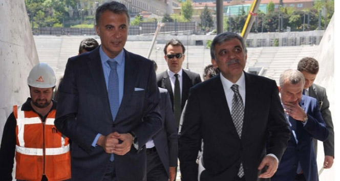 Abdullah Gül stadı öve öve bitiremedi!